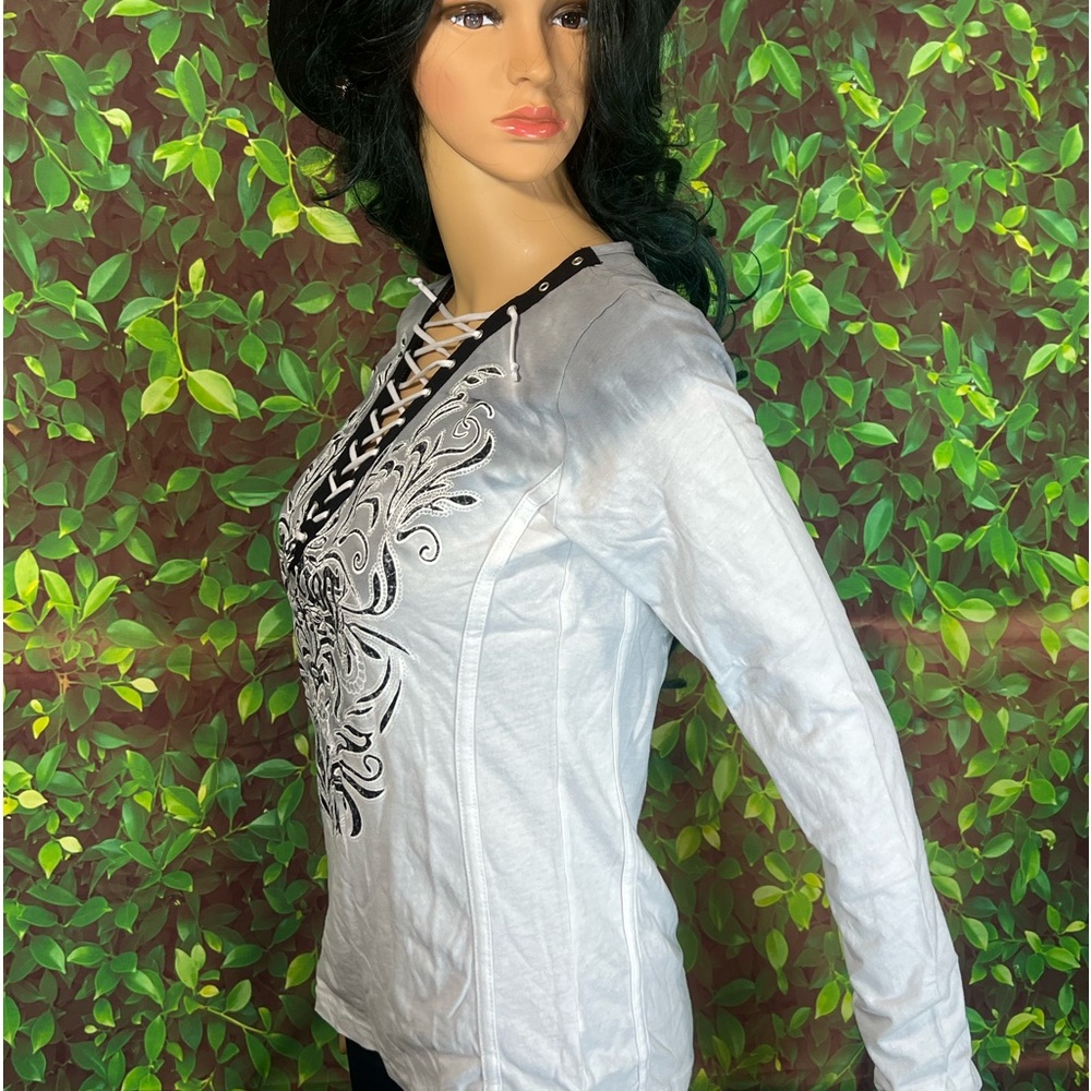 Affliction Women’s long sleeve sweater - Picture 2 of 15